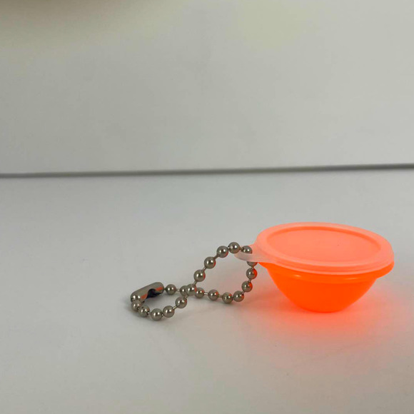 Tupperware with Lid Keychain - Picture 1 of 2